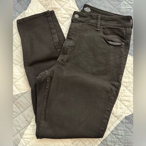 Old Navy Black High-Rise Rockstar Super Skinny Jeans